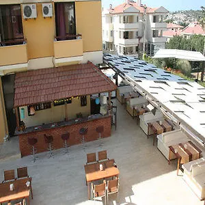 アルバーノ 3* Çeşme