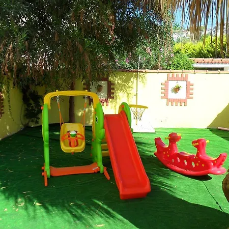 Otel Albano Çeşme
