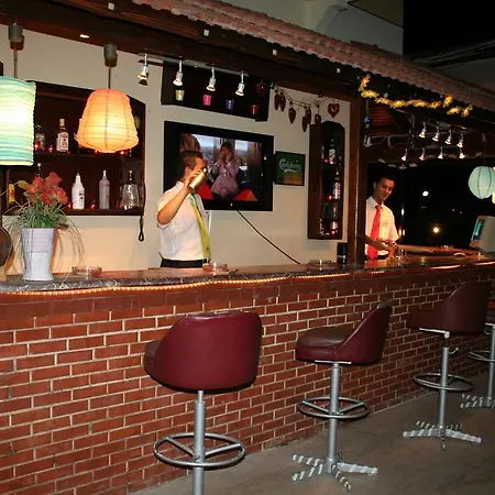Otel Albano 3*
