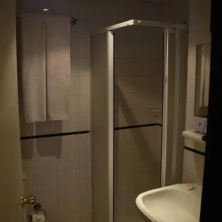 Albano Otel 3*