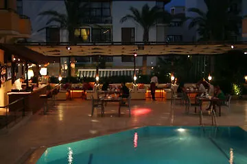 Albano Otel 3*