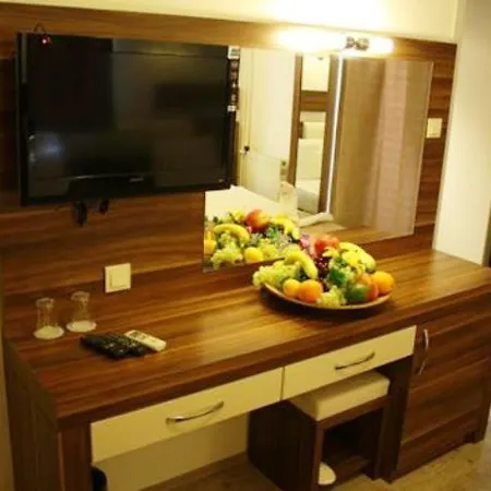 Otel Albano