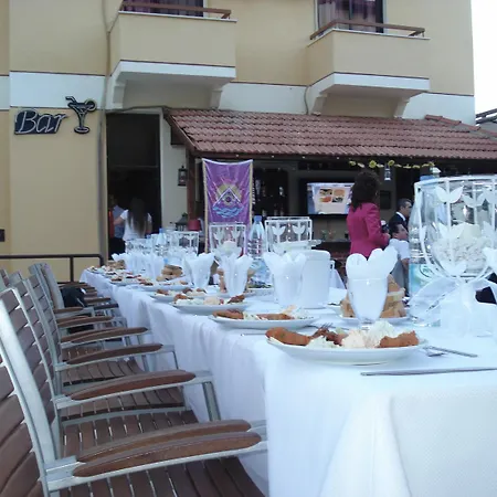 Otel Albano 3*