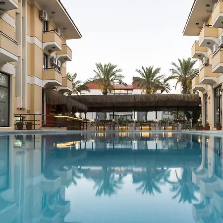 Albano Otel 3*